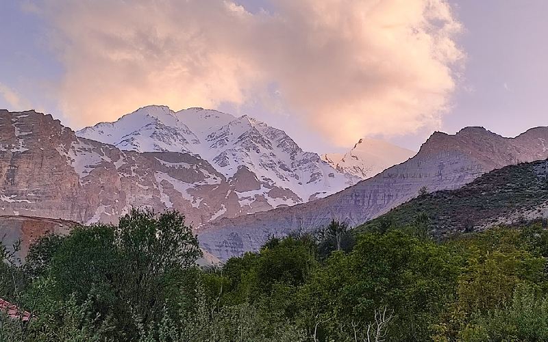 رشته کوه دنا